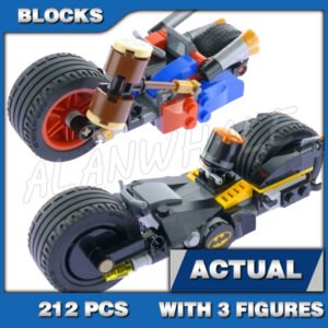 Custom Superheroes MOC Gotham City Cycle Chase 07032 Building Kit